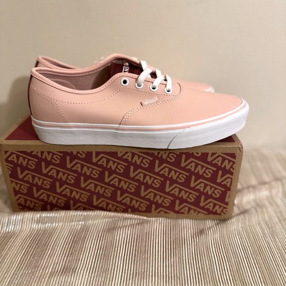 Vans Shoes - VANS 10 pink and maroon New in box Size 10 - VANS Doheny Pink